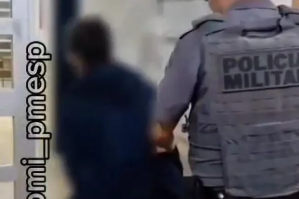 PM prende mulher por tráfico de drogas em Iguape