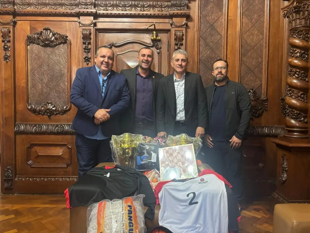 Pariquera-Açu recebe kit esportivo do Governo do Estado de São Paulo