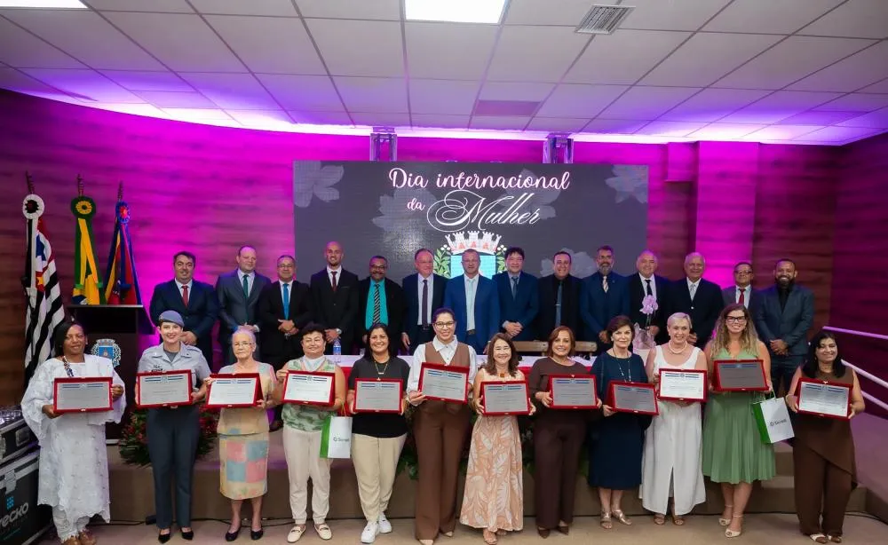 CÂMARA DE REGISTRO REALIZA SESSÃO SOLENE EM HOMENAGEM AO DIA DA MULHER