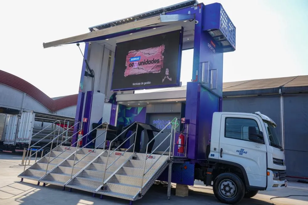 SEBRAE MÓVEL ATENDE ELDORADO E IPORANGA