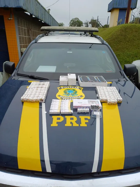PRF APREENDE EMAGRECEDORES ILEGAIS E ELETRÔNICOS DE ALTO VALOR NA RÉGIS BITTENCOURT