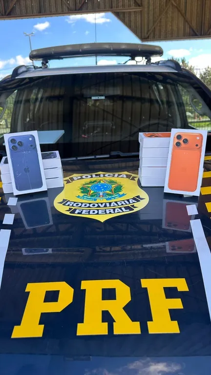 PRF PRENDE MULHER COM 10 IPHONES AVALIADOS EM R$ 125 MIL NA RÉGIS BITTENCOURT