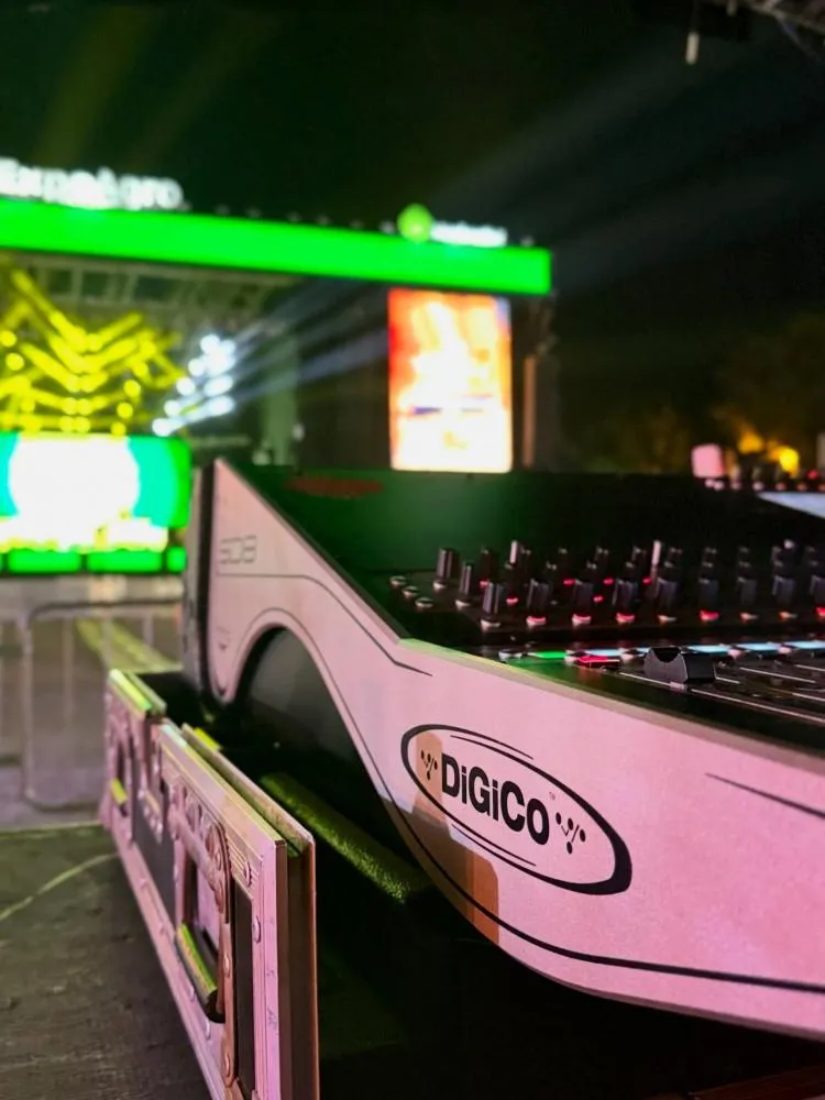 COMO A TECNOLOGIA TRANSFORMOU A SONORIZAÇÃO DE GRANDES EVENTOS | SOM DA ILHA