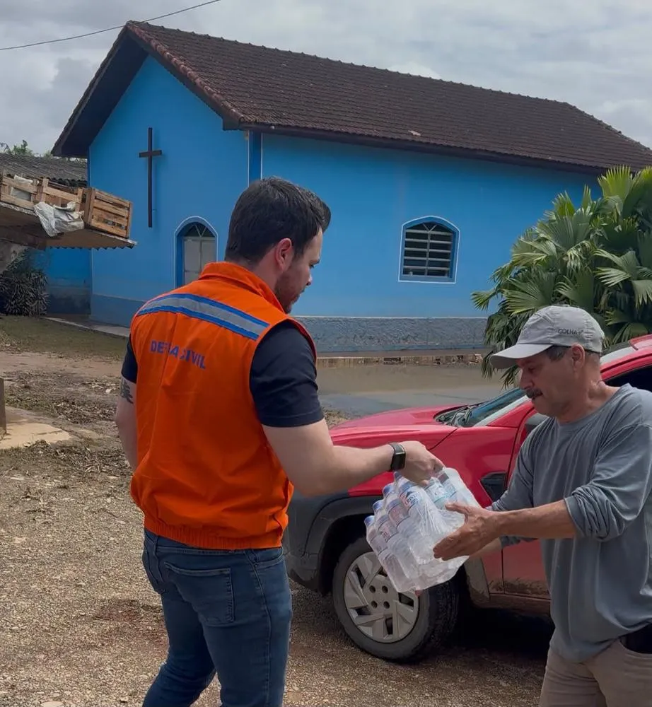 CHEIA DO RIO RIBEIRA AFETA CERCA DE 400 RESIDÊNCIAS EM SETE BARRAS