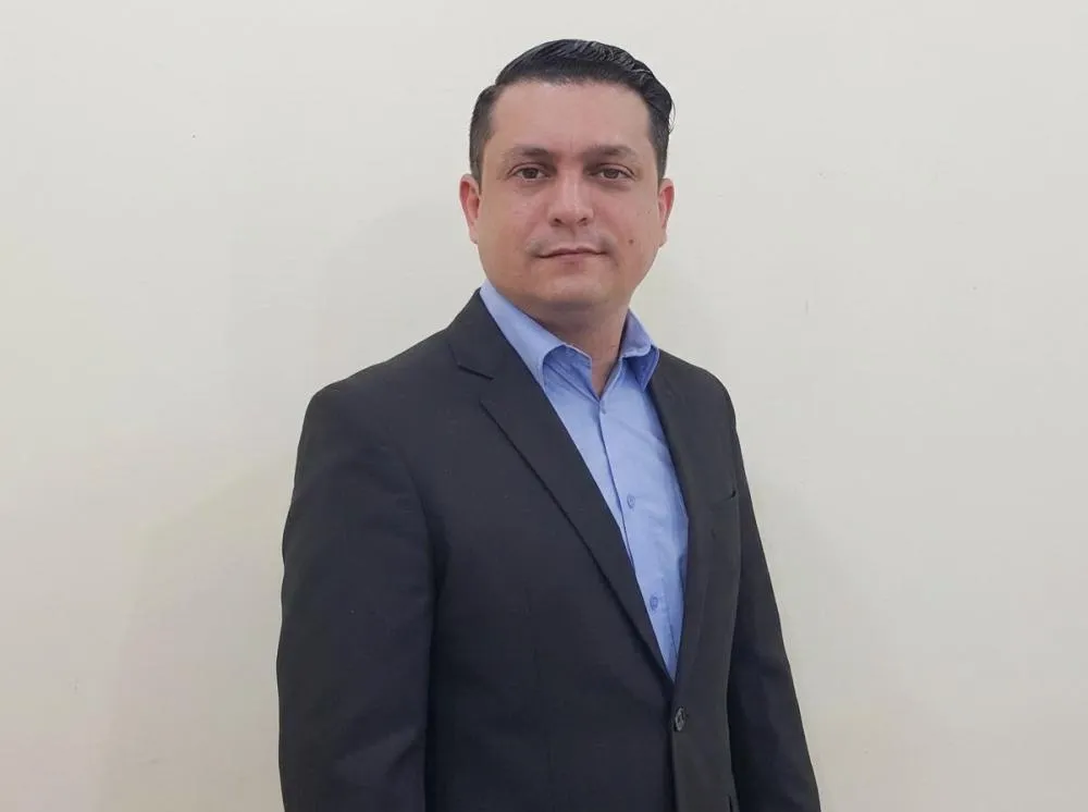 PELA 4ª VEZ, JUSTIÇA REINTEGRA RODRIGO APÓS CASSAÇÃO NA CÂMARA