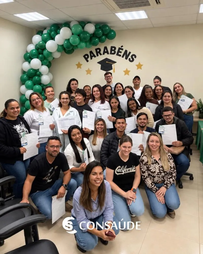 CEFOR SUS ENTREGA CERTIFICADOS DE AUXILIAR DE ENFERMAGEM